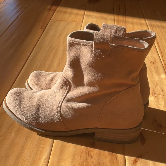 Sole Society Natasha Tan Suede Booties size 9.5 - Picture 3 of 7